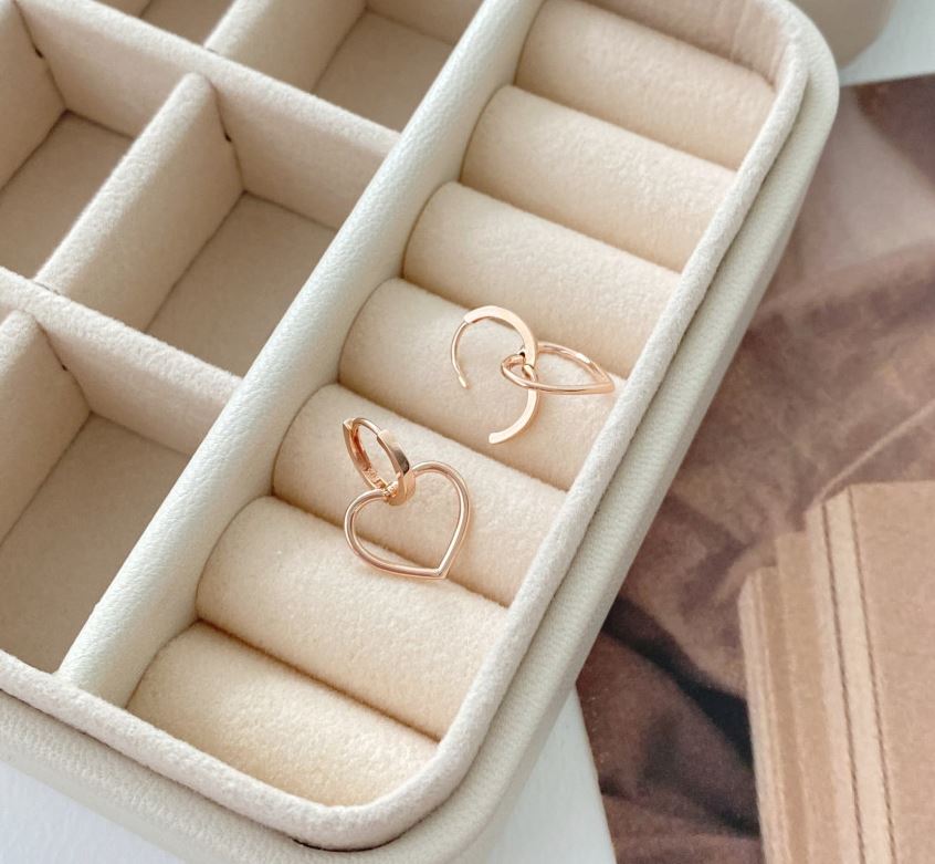 Love Earrings