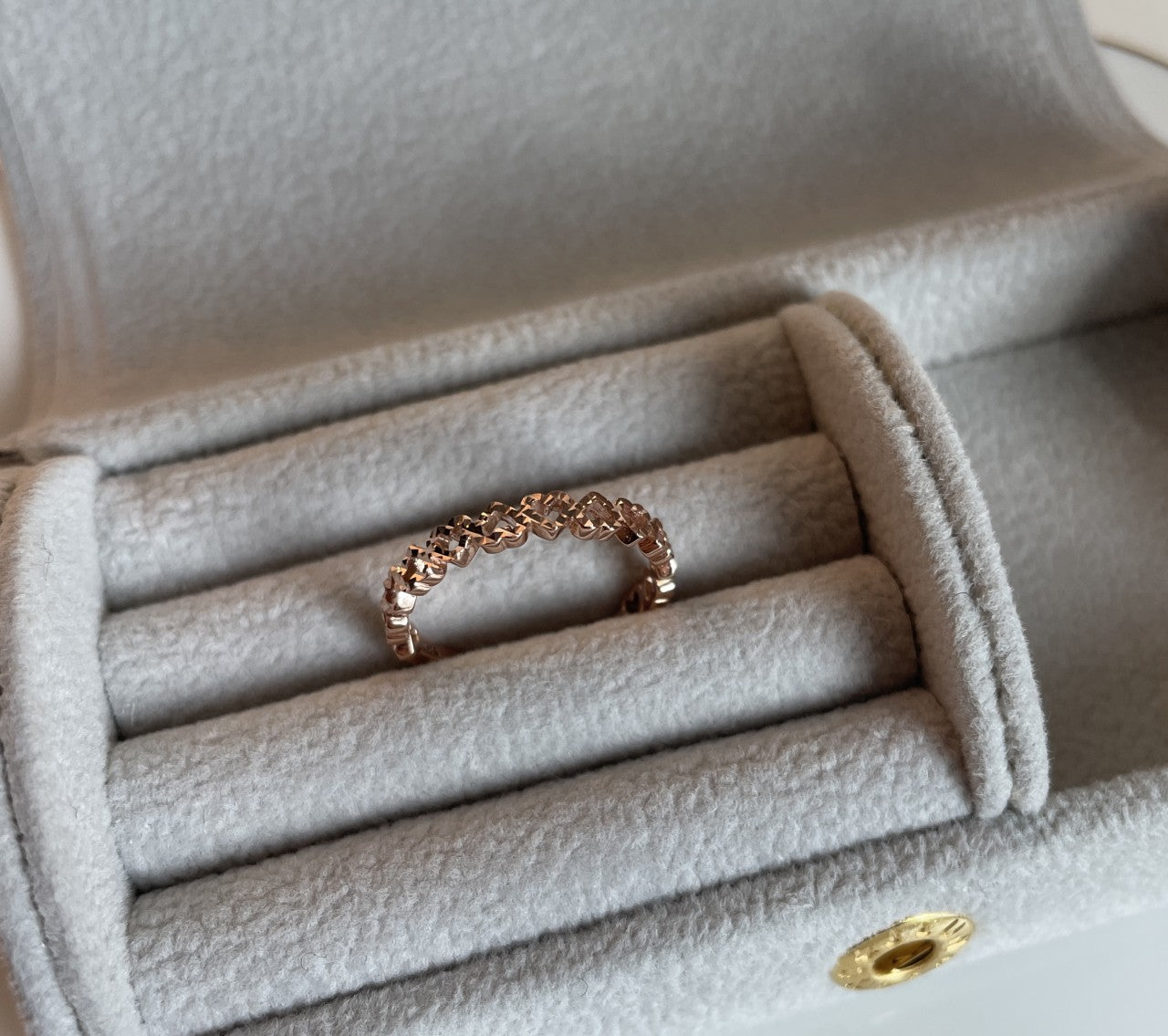 Cutting Heart Ring
