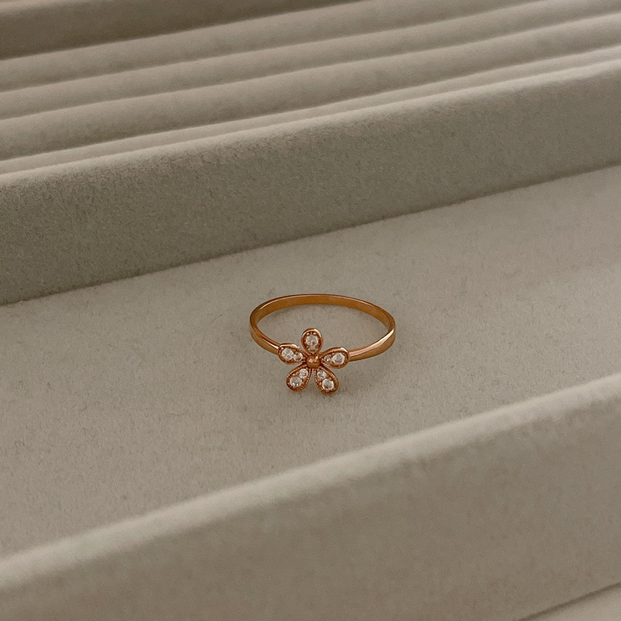 Daisy Ring