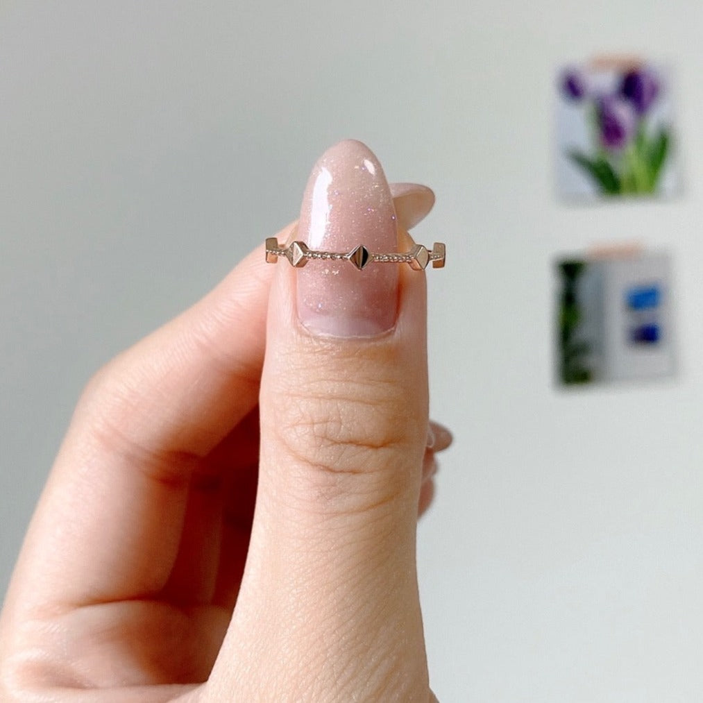 Rhombus Ring