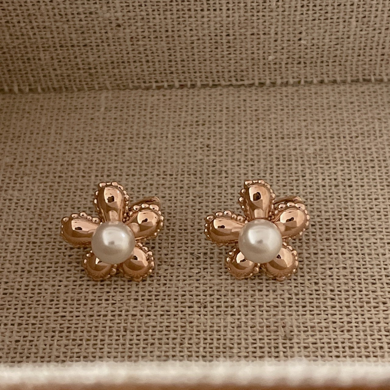 Flower Pearl Earrings