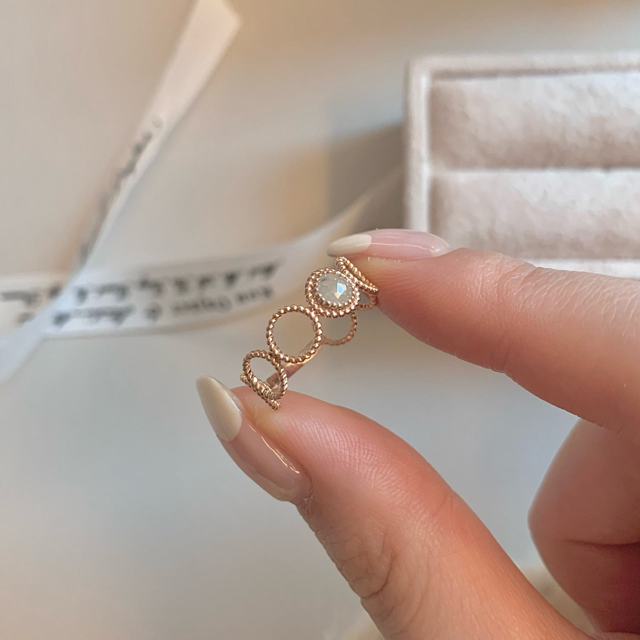 Gray Rough Diamond Link Ring