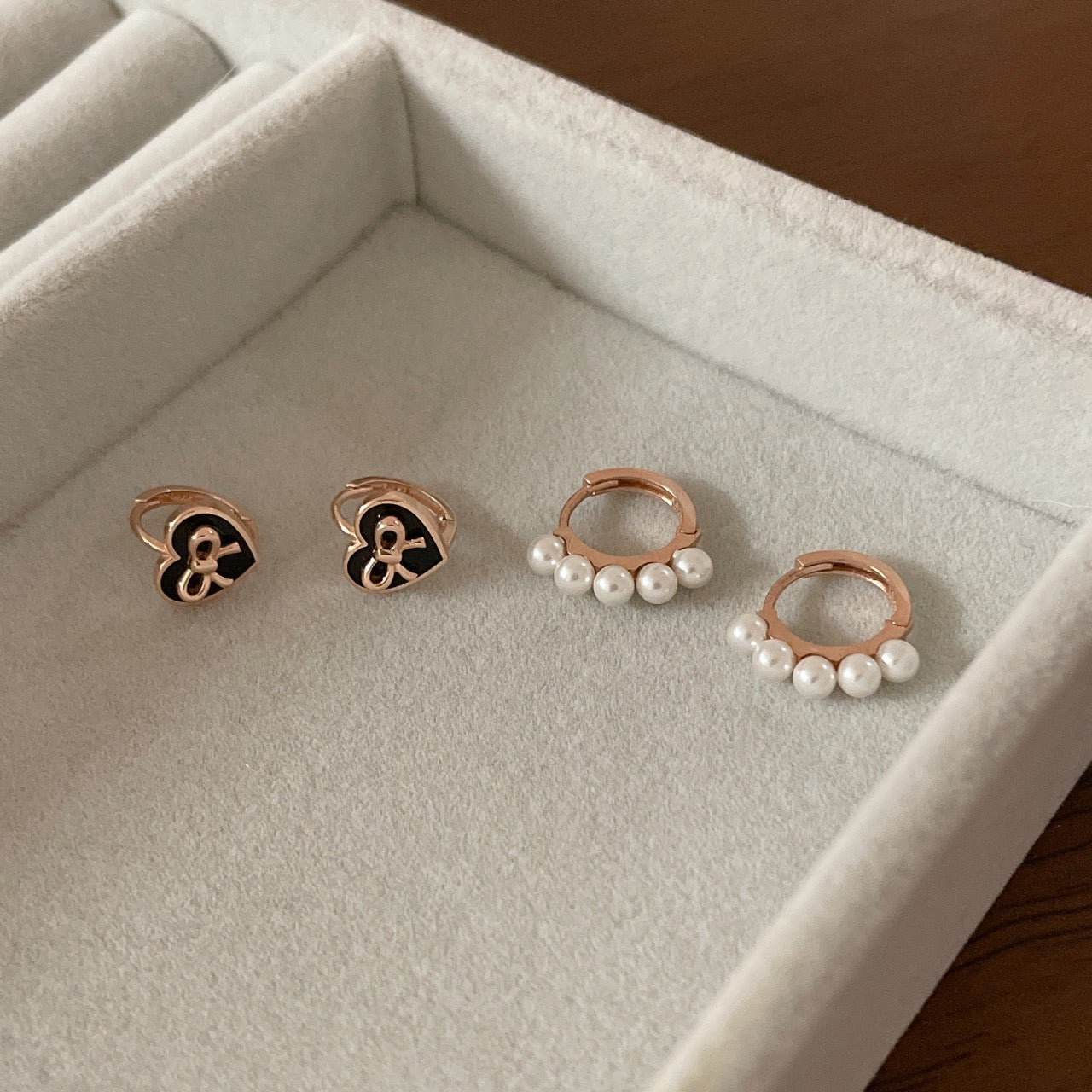 Bow Epoxy Earrings