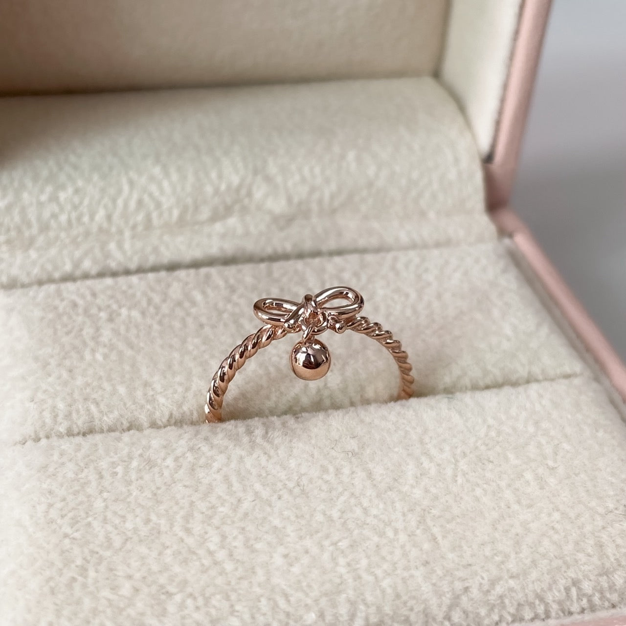 Bow Charm Ring