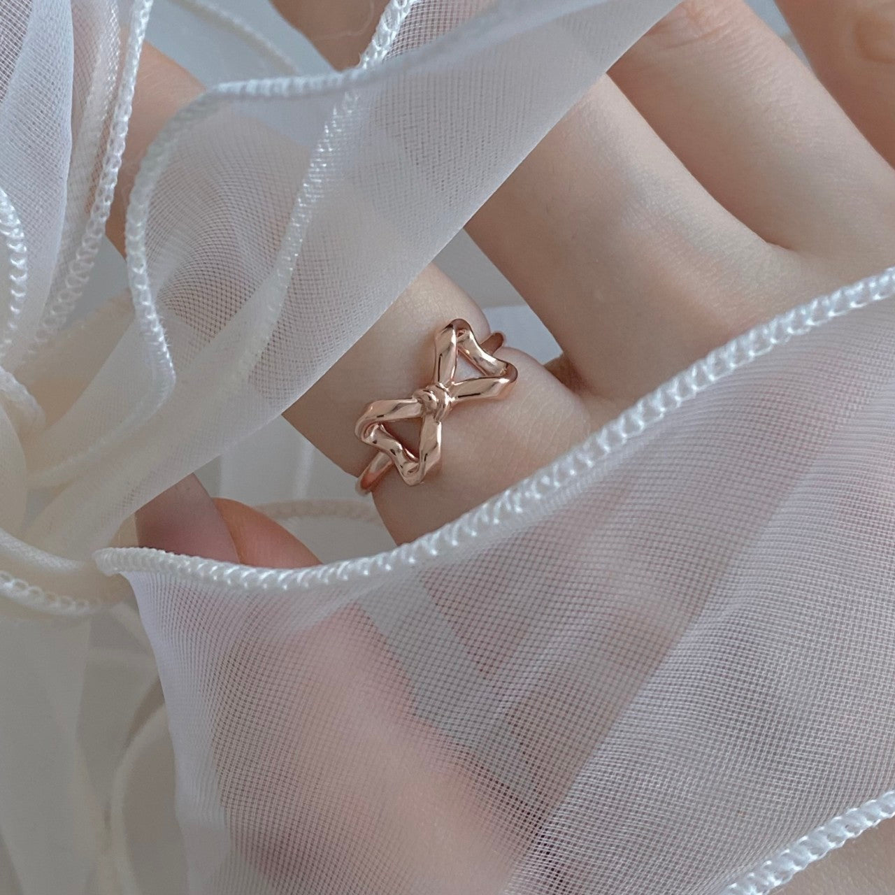 Bow Ring