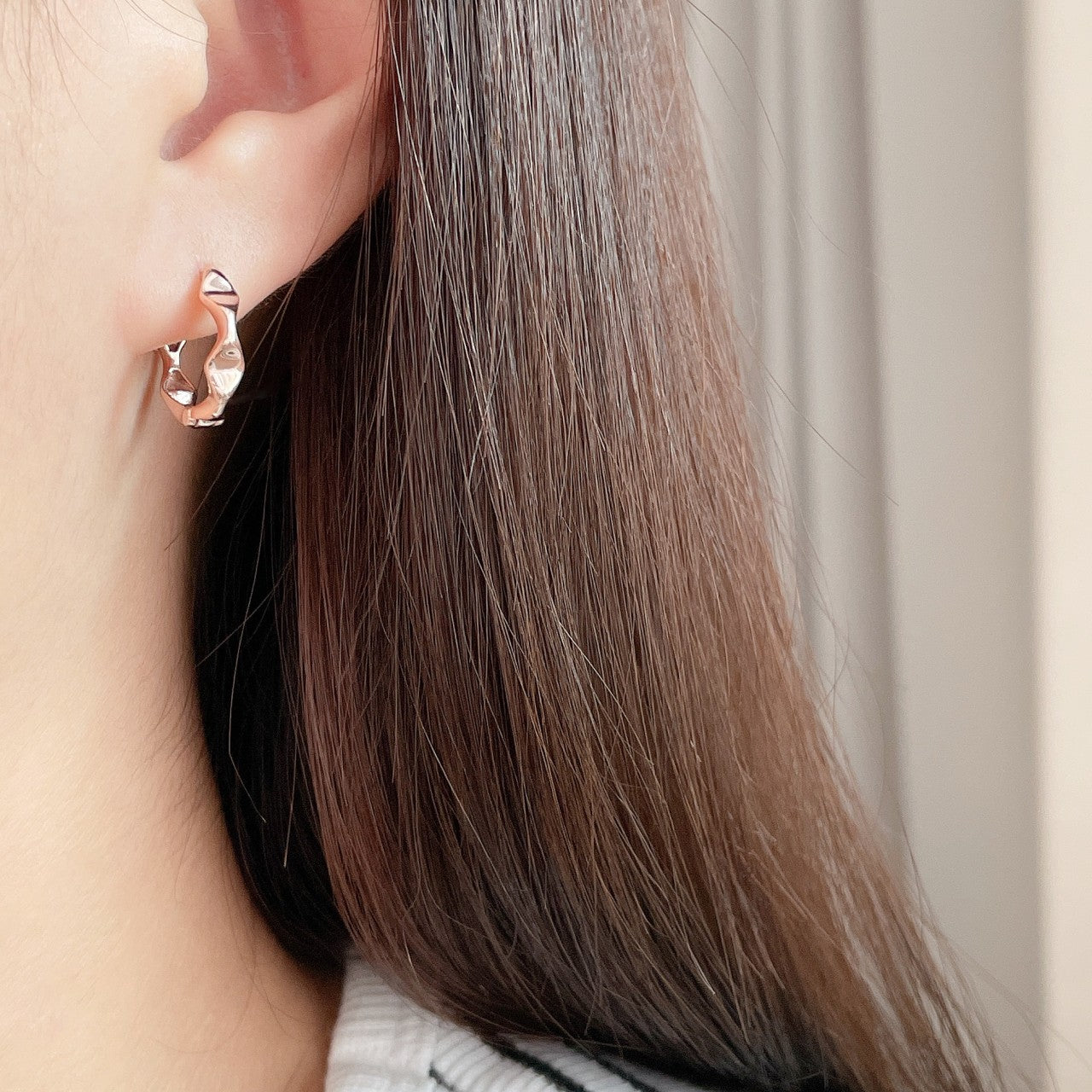 Wavy Hoop Earrings