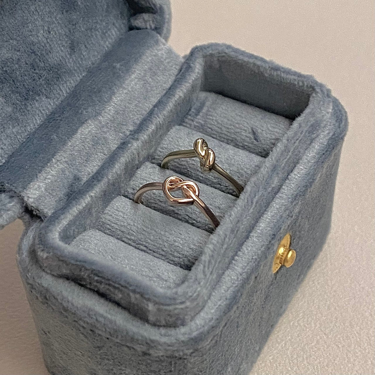 Pretzel Ring