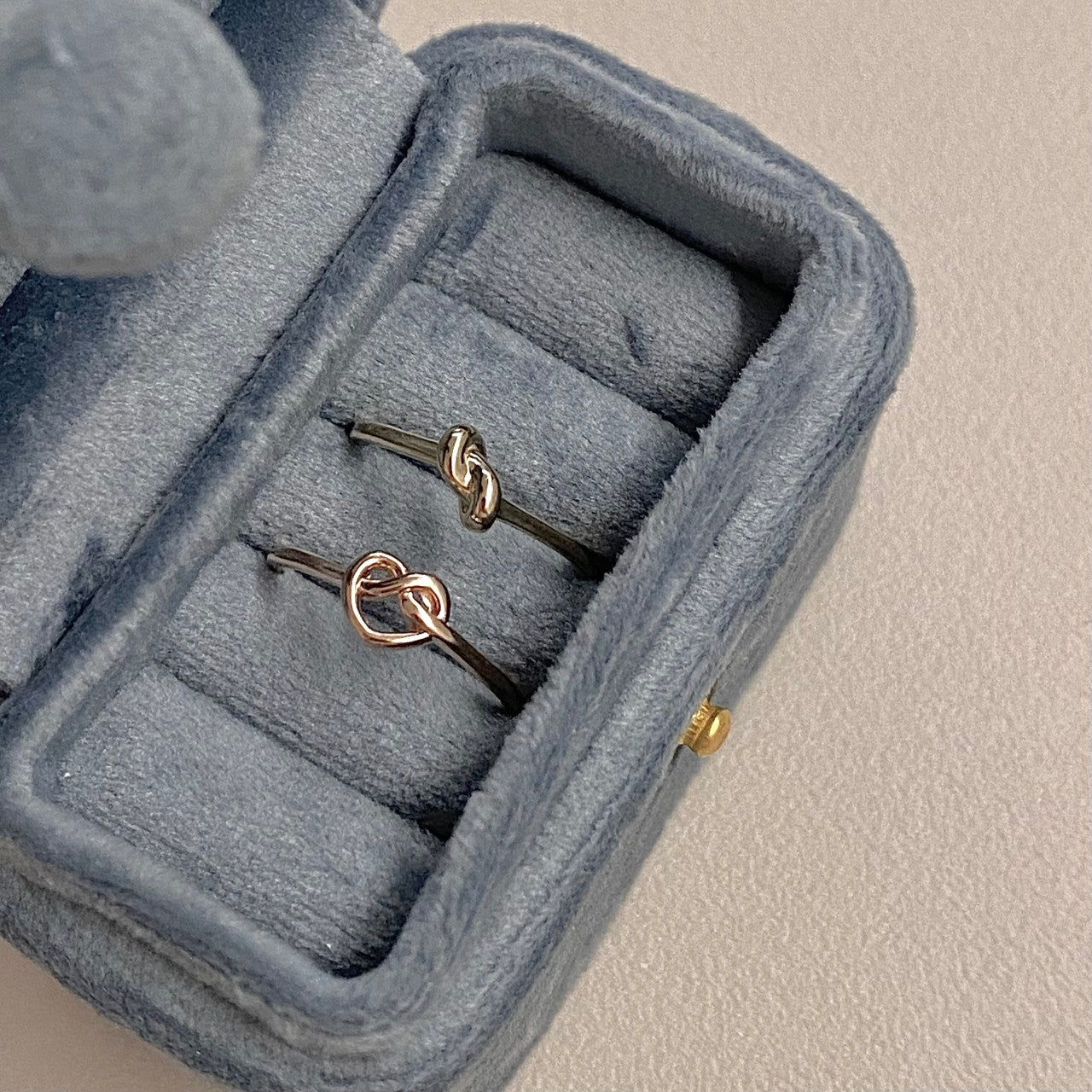 Pretzel Ring