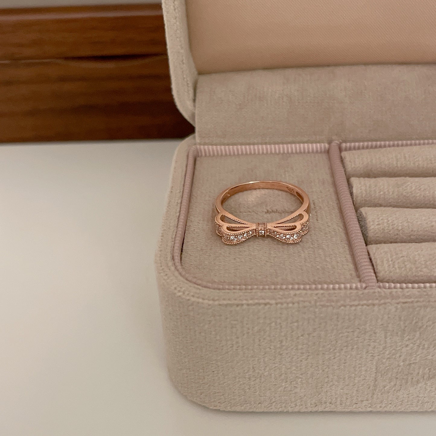 Bow Ring