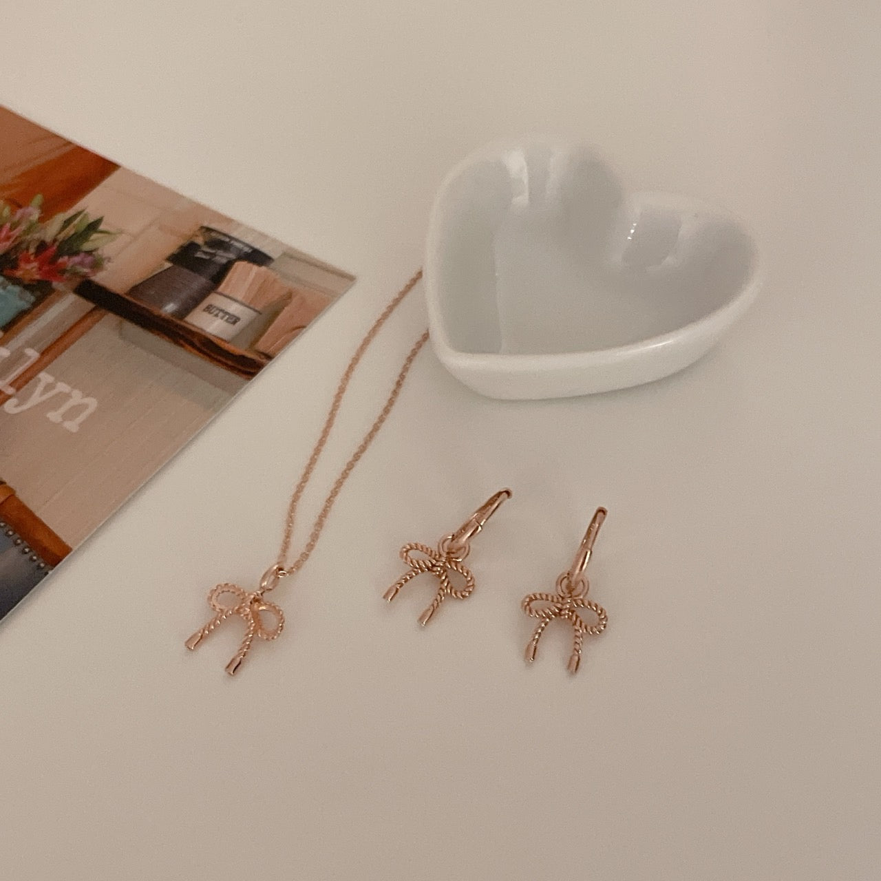Rope Twist Bow Earrings
