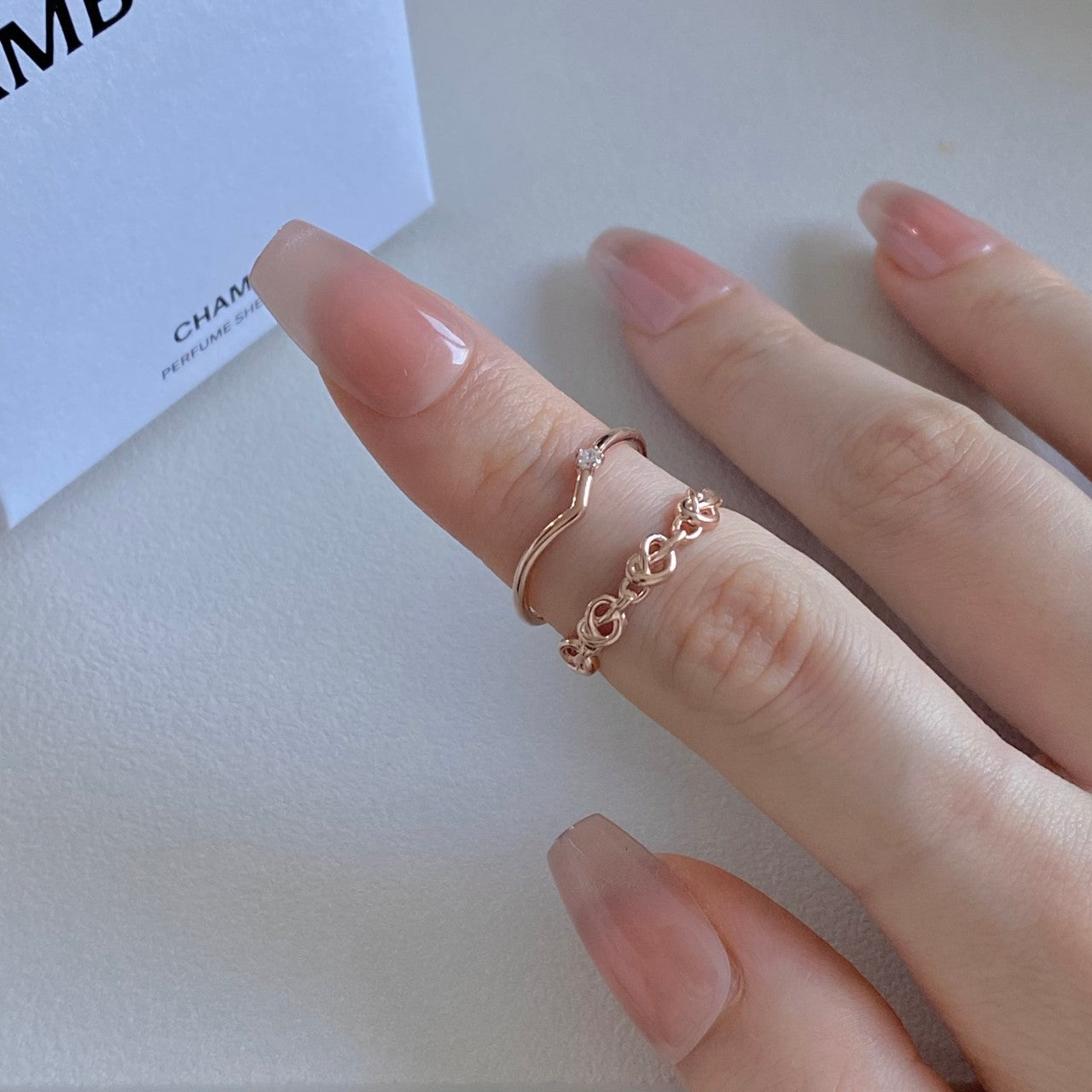 V & Pretzel Ring