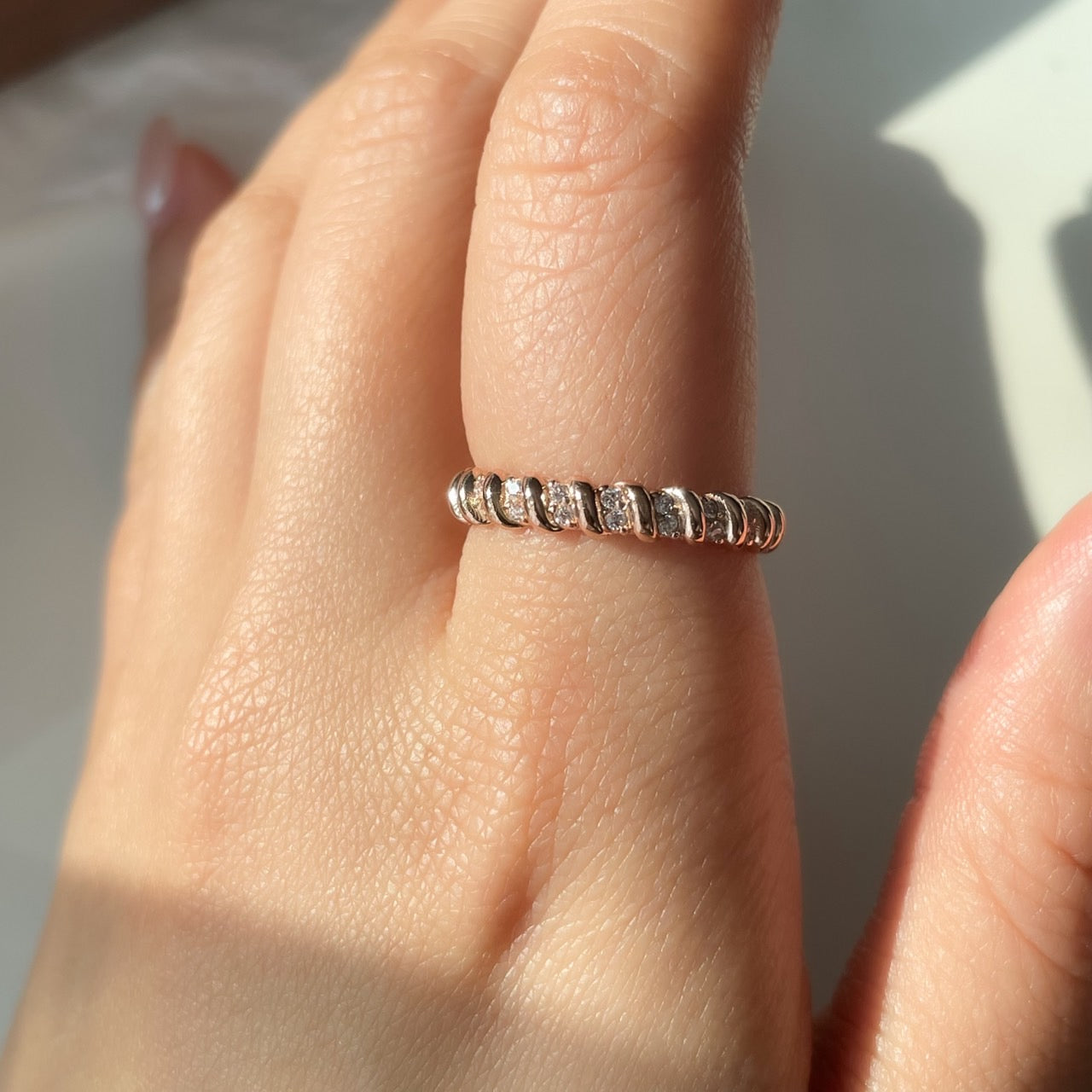 Twist Ring