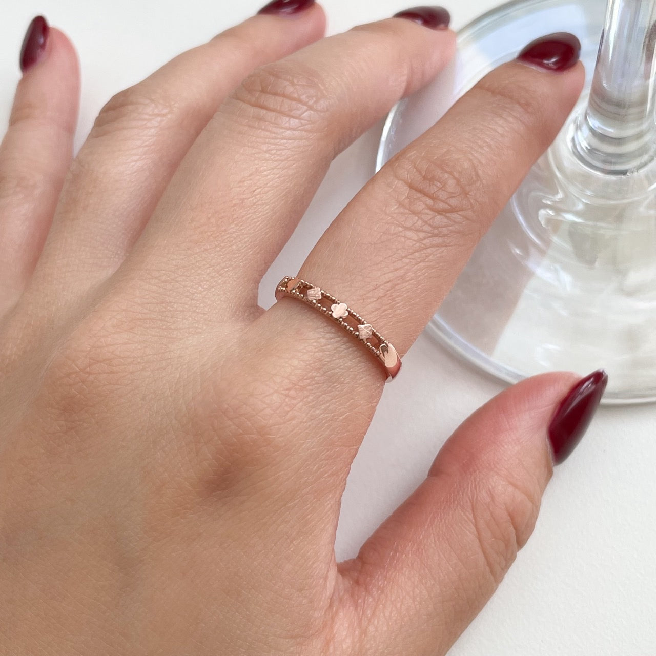 Clover Band Ring