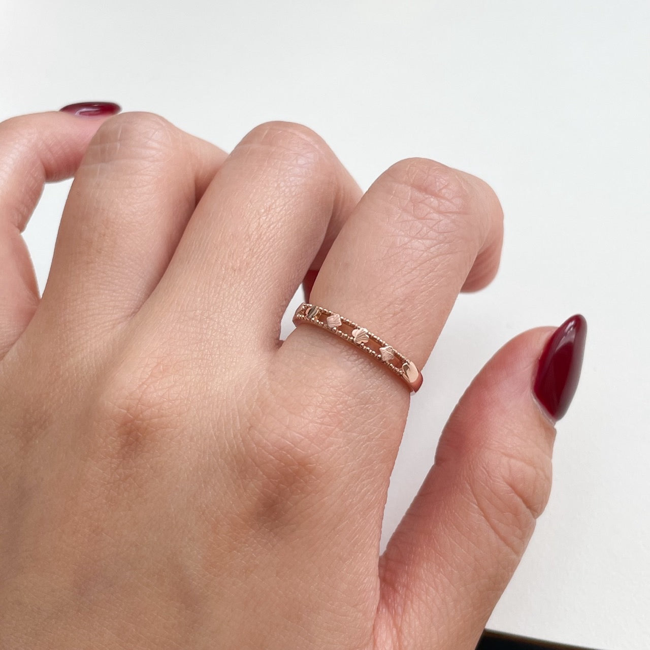 Clover Band Ring