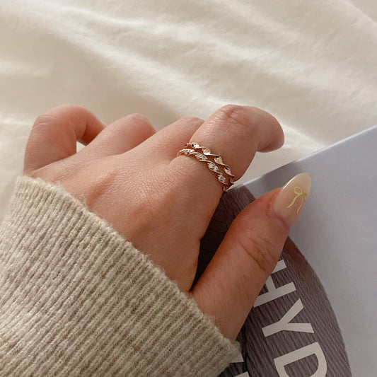 Twisted Double Row Ring