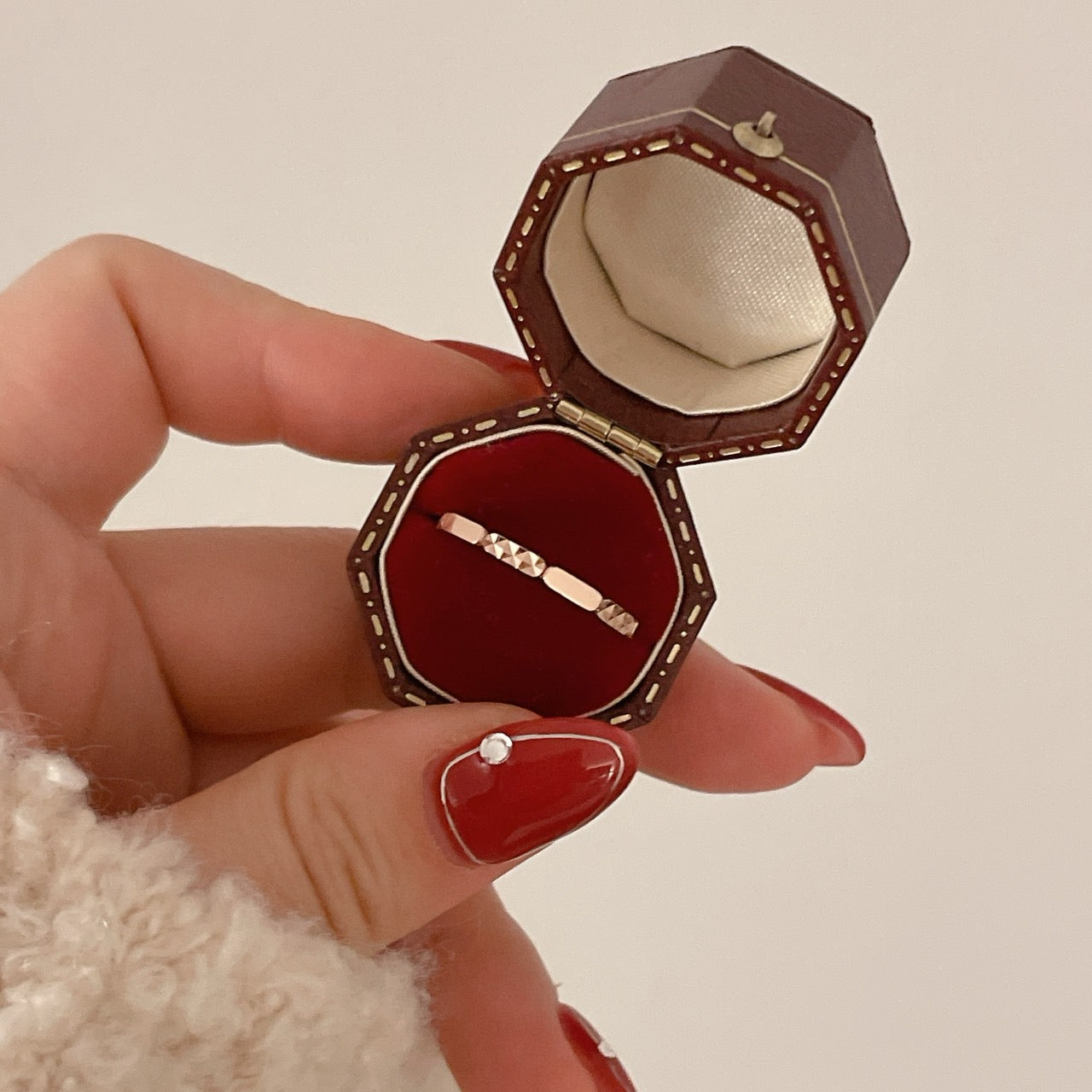 Cutting Texture Ring
