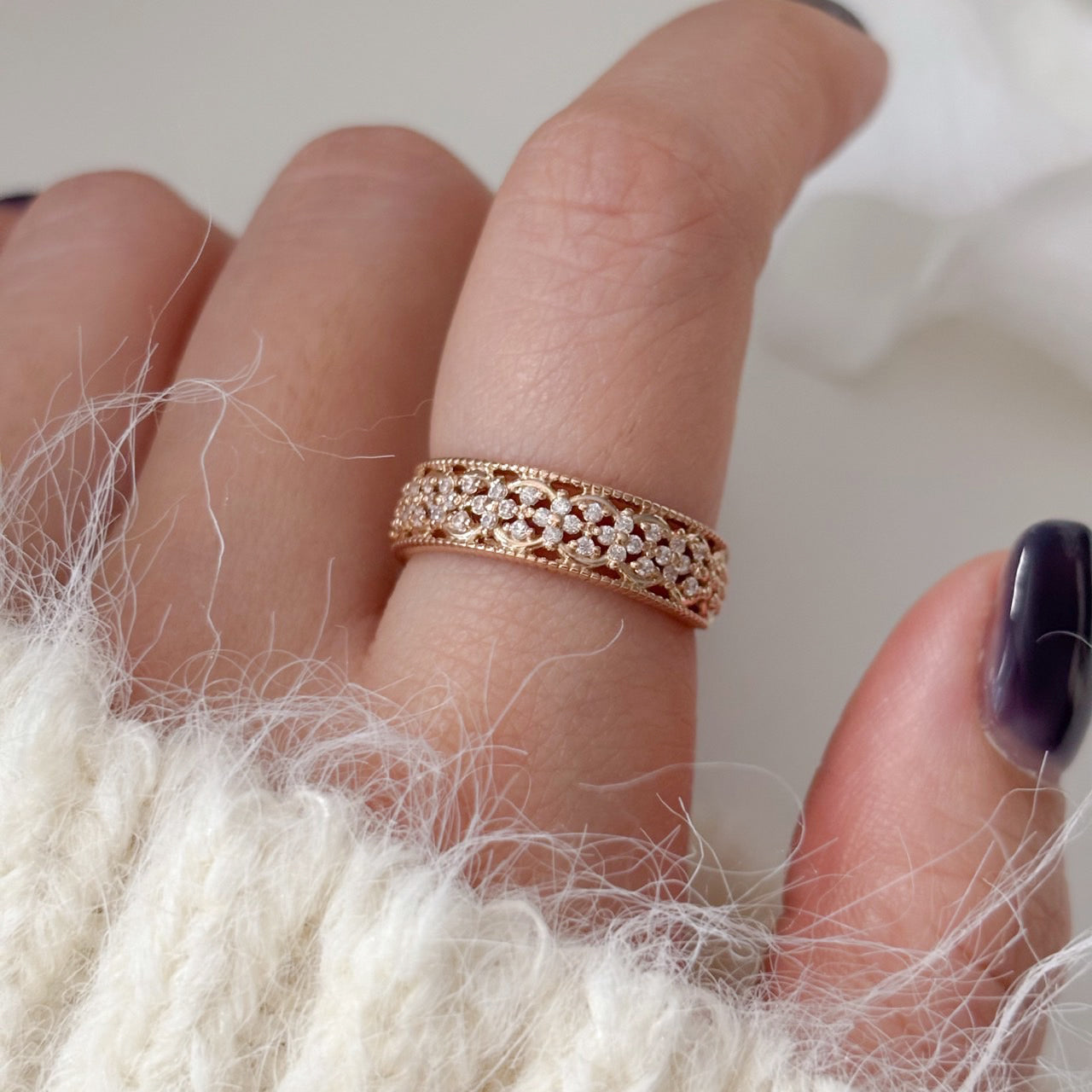Flower Band Ring