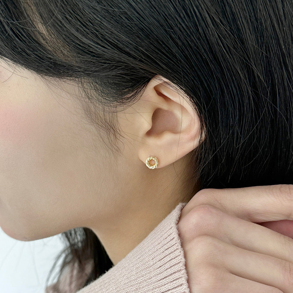Donut Piercing