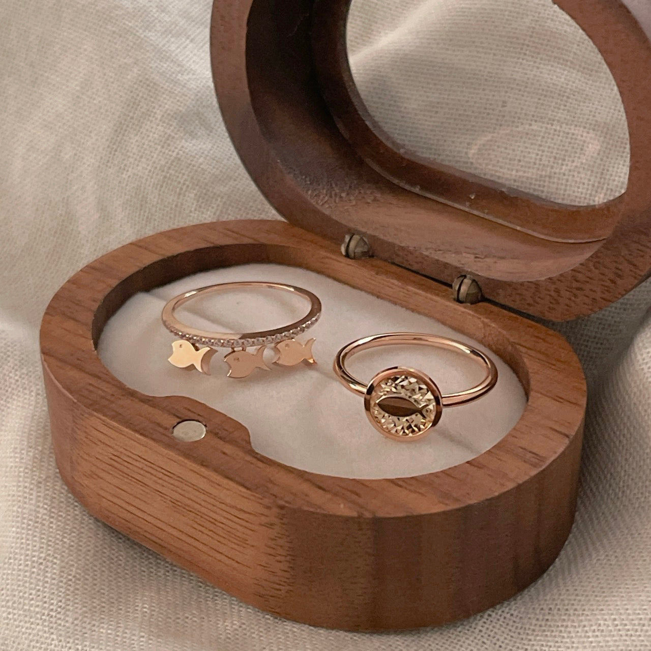 Fish Dangle Ring