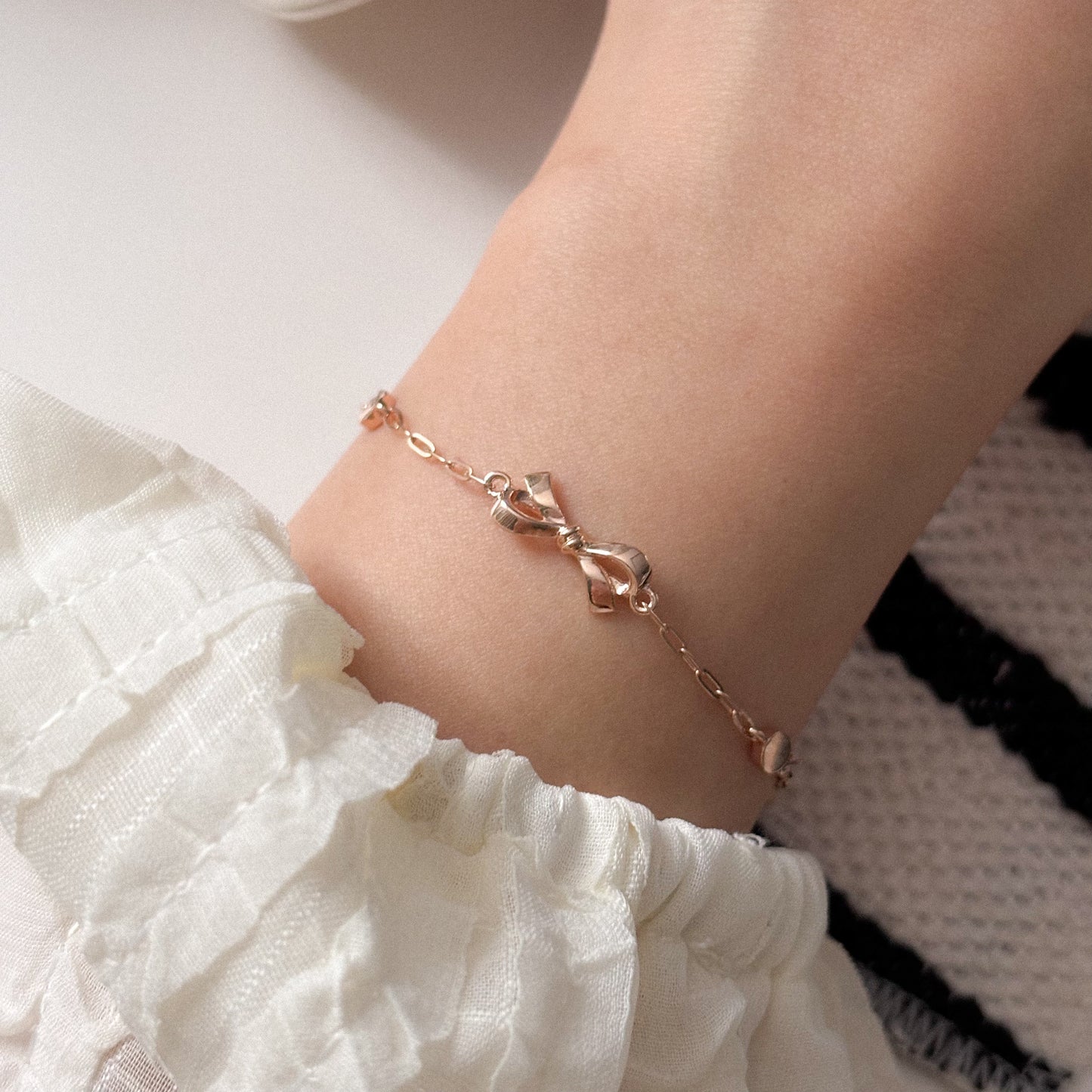 Bow Chain Bracelet
