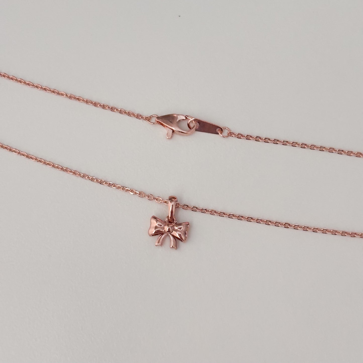 Bow Necklace