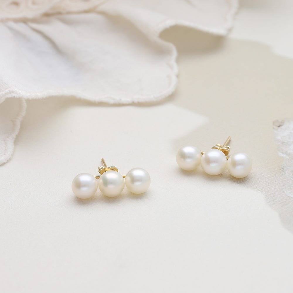 Triple Pearl Piercing