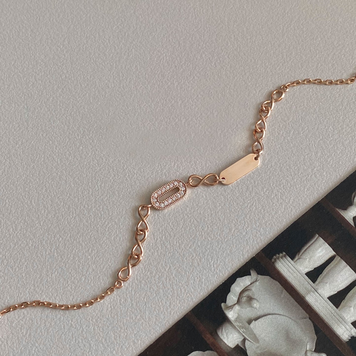 Victoria Chain Bracelet