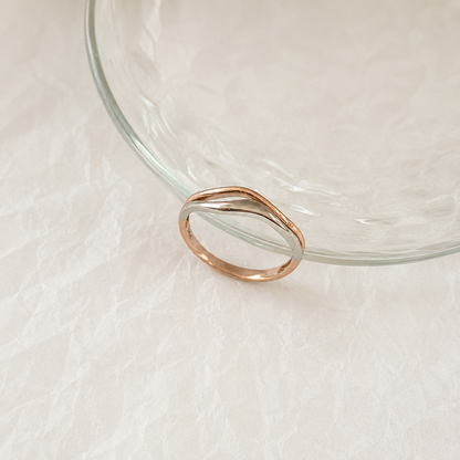 Two Tone Wavy Band