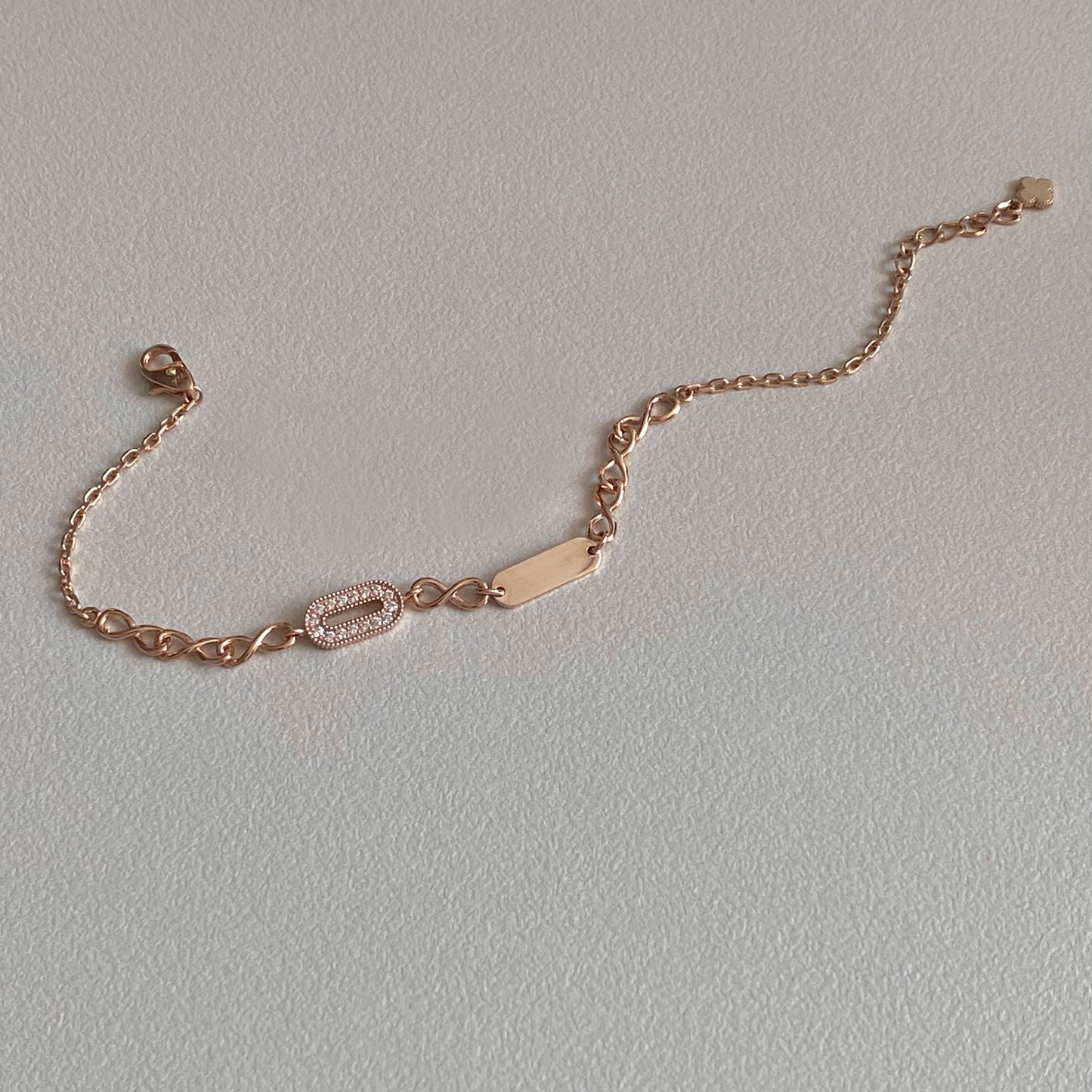 Victoria Chain Bracelet