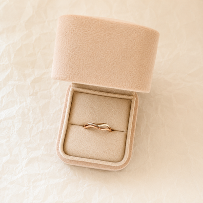 Two Tone Wavy Band