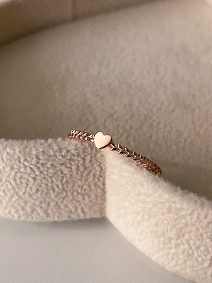 Heart Point Ring