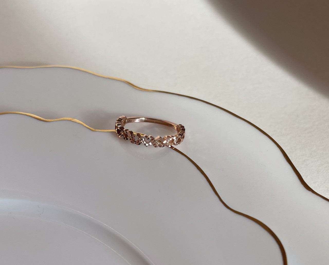 Cutting Heart Ring