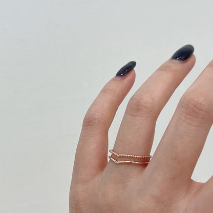 Double V Band Ring