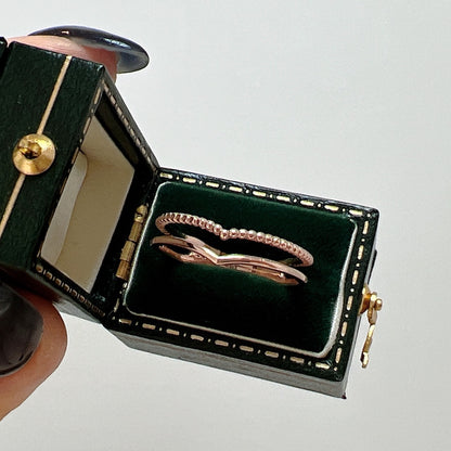 Double V Band Ring