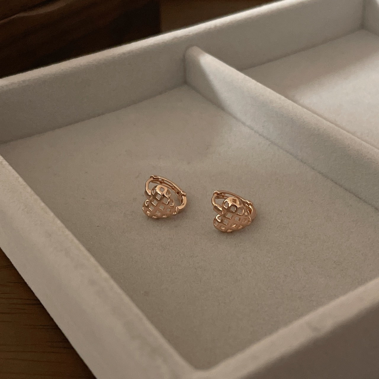 Heart Net Huggie Earrings
