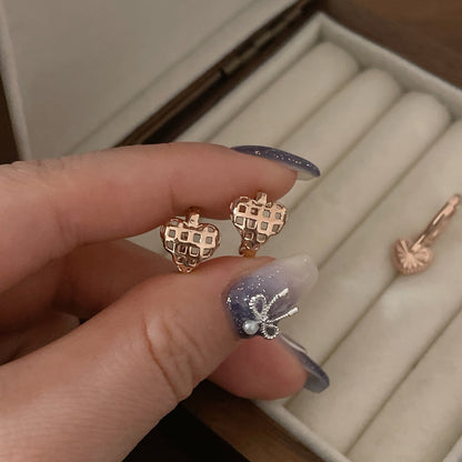 Heart Net Huggie Earrings