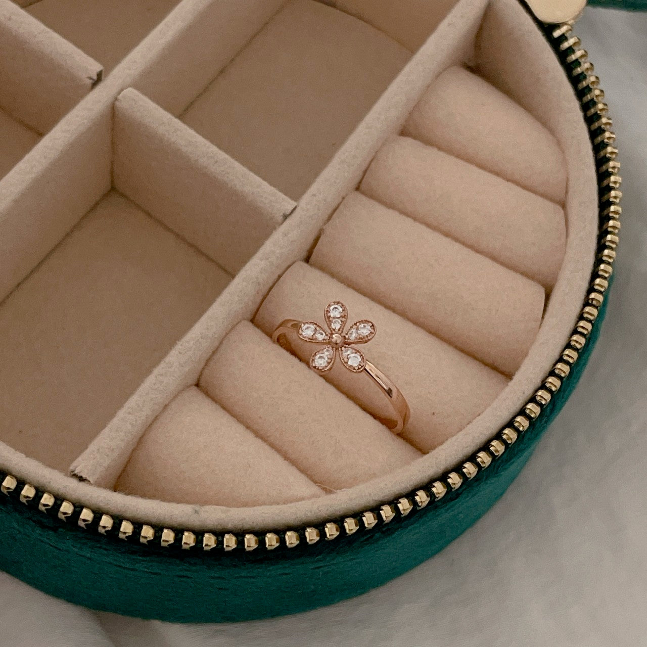 Daisy Ring
