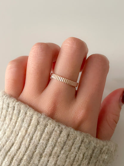 Ribbed Ring