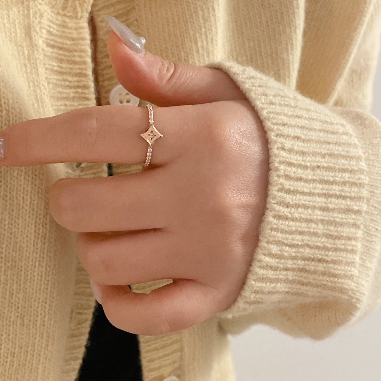 Rhombus Ring