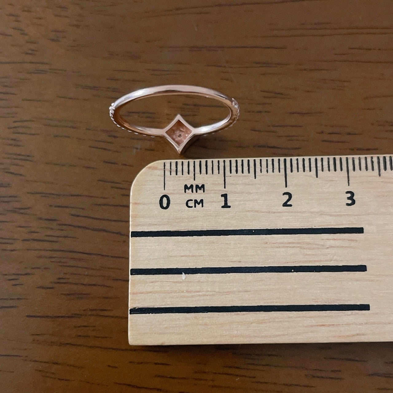 Rhombus Ring