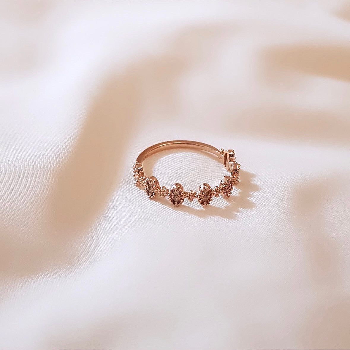 Lace Cognac Diamond Ring