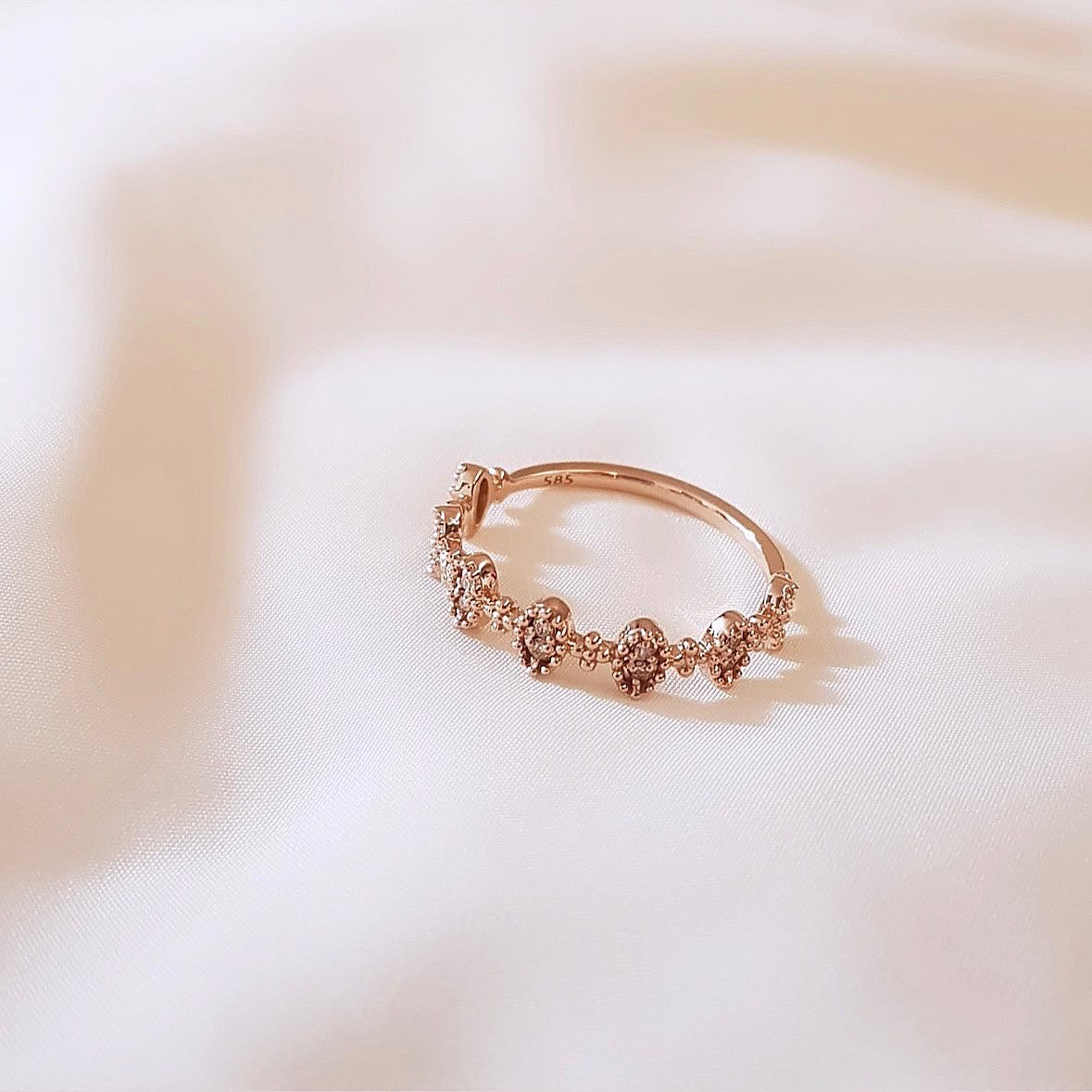 Lace Cognac Diamond Ring