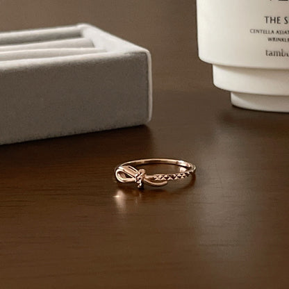 Knot Ring