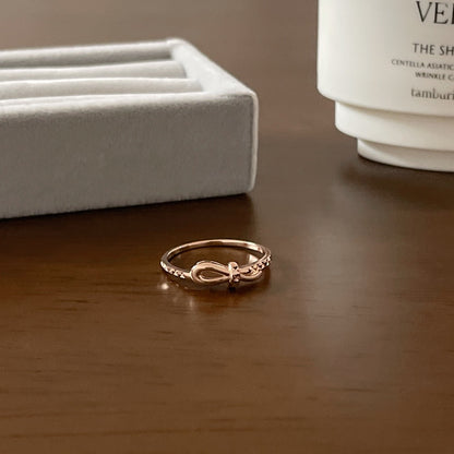 Knot Ring