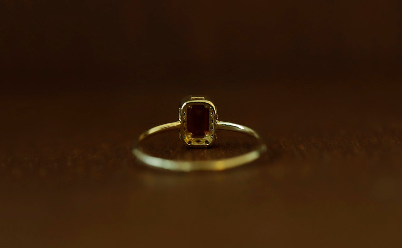 Garnet Ring