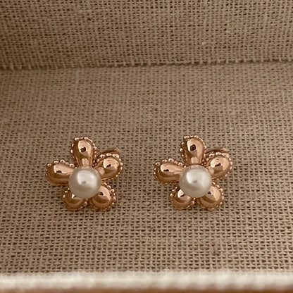 Flower Pearl Earrings