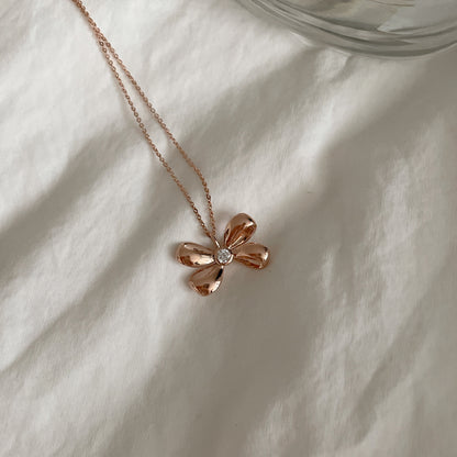 Bow Diamond Necklace