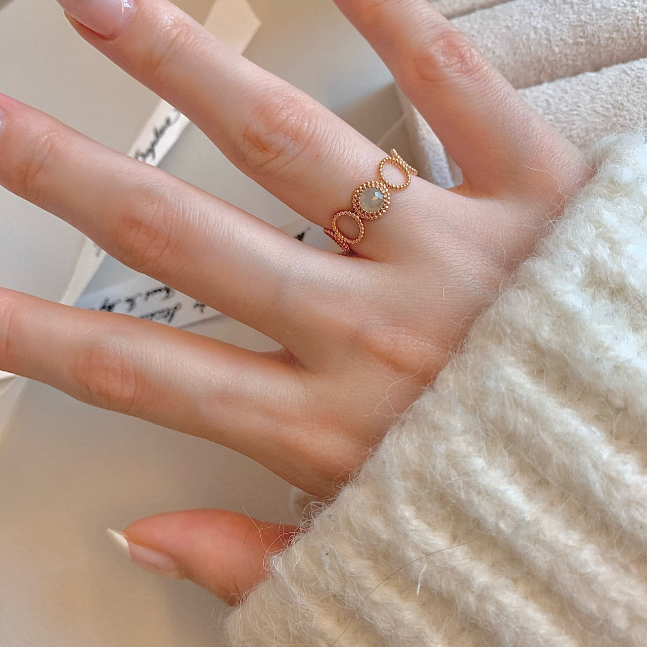 Gray Rough Diamond Link Ring