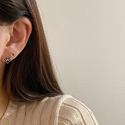 Bow Epoxy Earrings