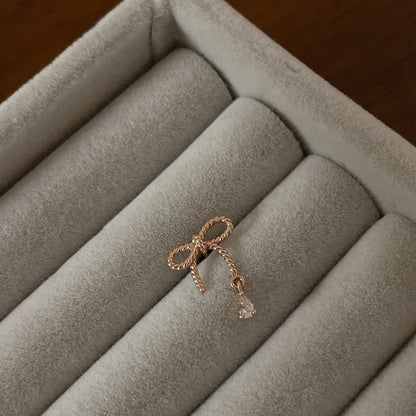 Bow Dangle Piercing
